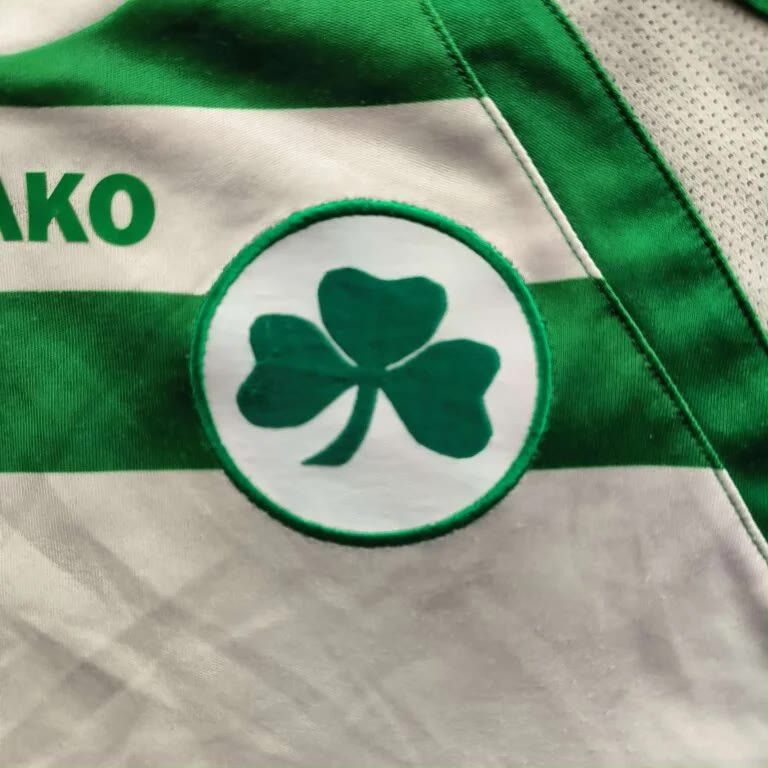 Other SIGNED Greuther Fürth 10-11 Jako Zillner football jersey M/L Size US M / EU 48-50 / 2 - 3 Thumbnail