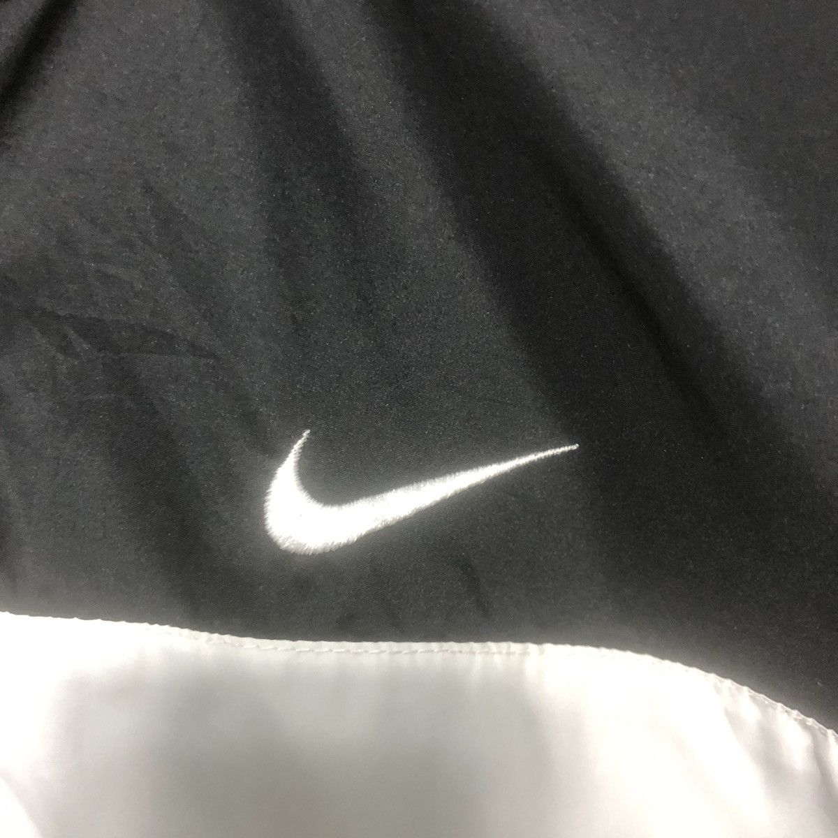 Nike × Vintage Vintage Nike windbreaker Size US XL / EU 56 / 4 - 12 Thumbnail
