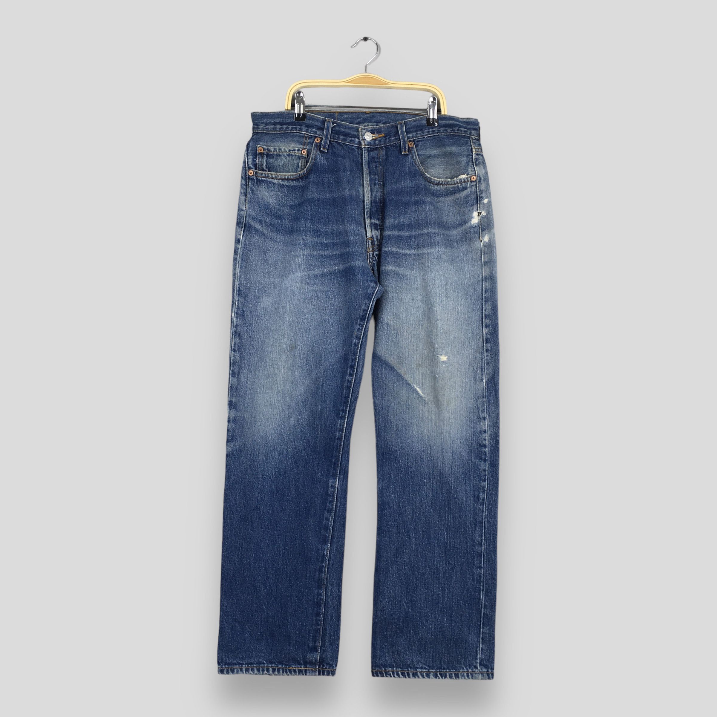 Size 32x28.5 Vintage 90s Levi's 501 Faded Blue Jeans