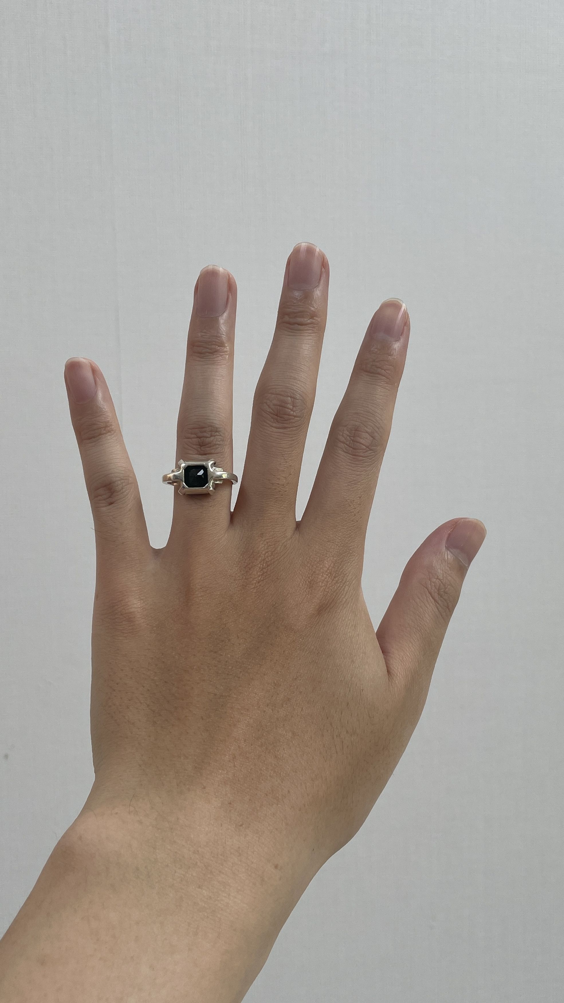 Maison Margiela Martin Margiela Unique! Inside-out Emerald ring. Unisex Size ONE SIZE - 7 Thumbnail