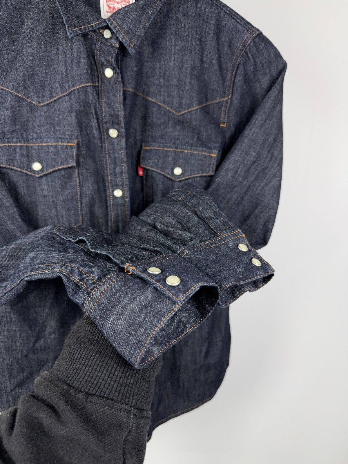 Levi's Western 00s Levi’s Western Denim Shirt Classic Fit S sz Size S / US 4 / IT 40 - 4 Thumbnail
