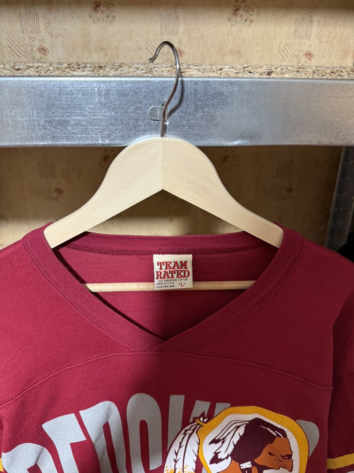 NFL × Vintage Vintage 1990s Washington Redskins NFL Made In USA T-Shirt Size US XL / EU 56 / 4 - 4 Thumbnail