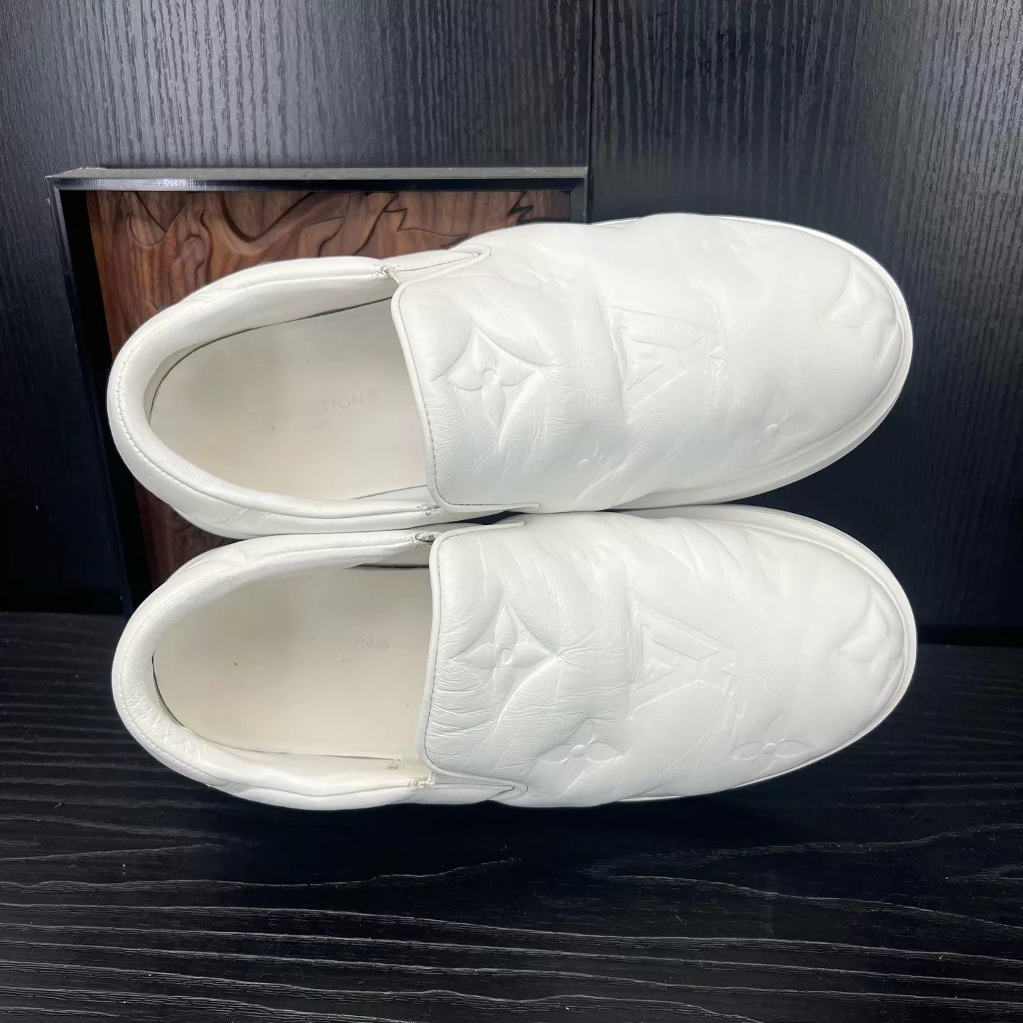 Louis Vuitton LV Beverly Hills Empreinte White Leather 5/39 Size US 8.5 / IT 38.5 - 8 Thumbnail