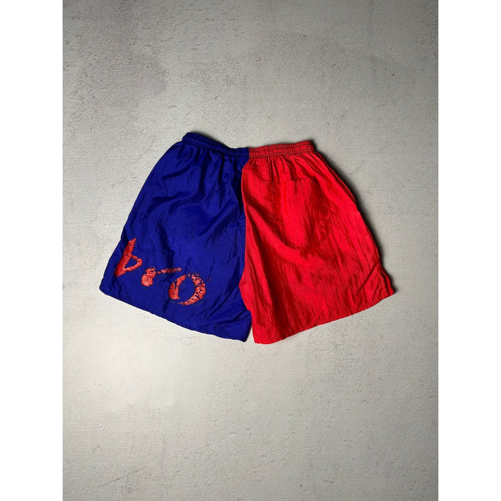 Umbro Vintage 90s Umbro Track Shorts, Menswear - Men's Medium Size US 28 / EU 44 - 2 Thumbnail