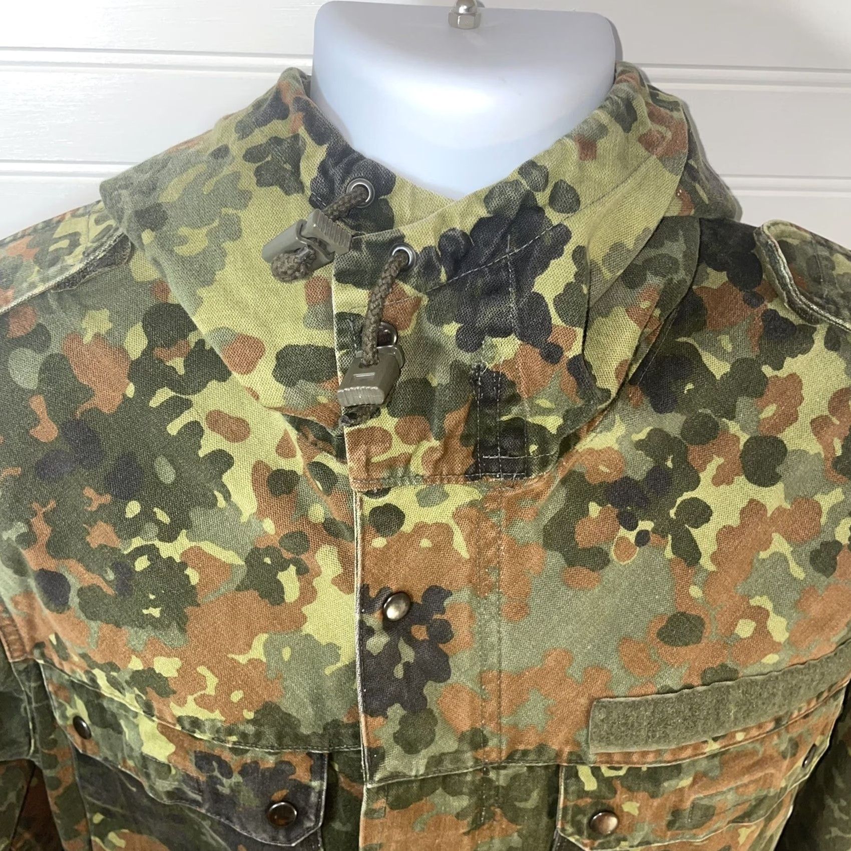 GmbH VINTAGE Kohler GMBH German Army Jacket Men Large Flecktarn Camo Military Combat Jacket Size US L / EU 52-54 / 3 - 7 Thumbnail
