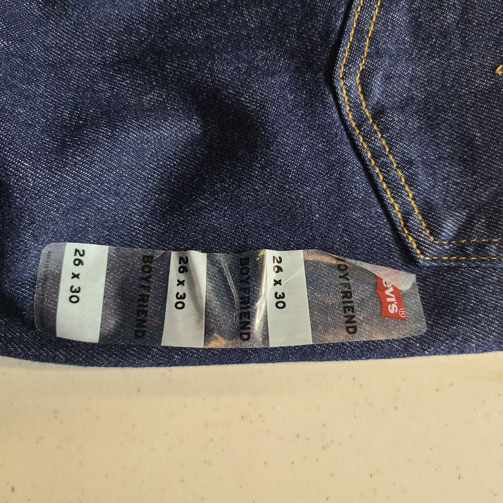 Levi's Levi's BOYFRIEND Tapered Leg Dark Wash Jeans 26 x 30 2658 Size 26" / US 2 / IT 38 - 14 Thumbnail