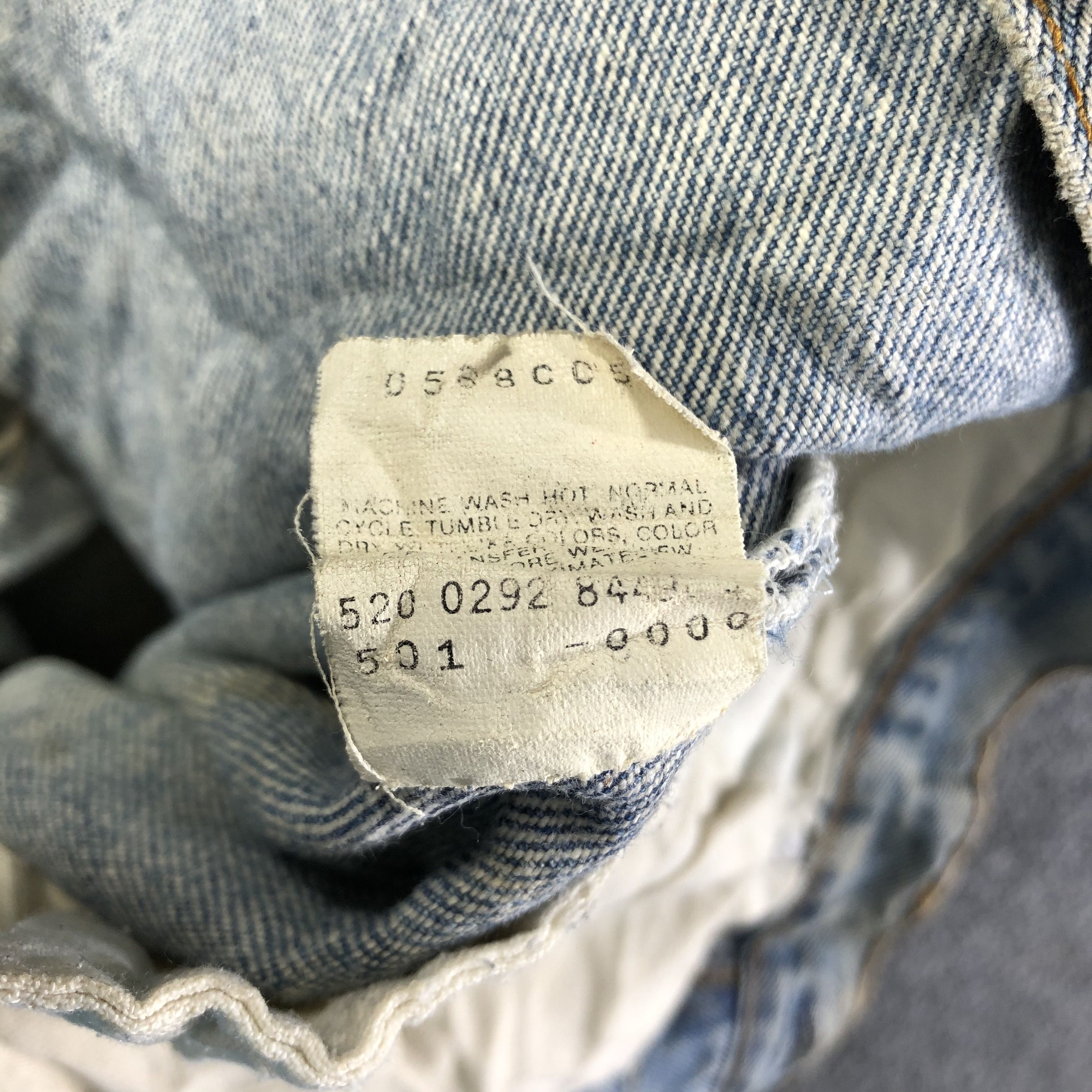 Levi's 90s Vintage Levis 501 Jeans-J3775 Size US 33 - 12 Thumbnail