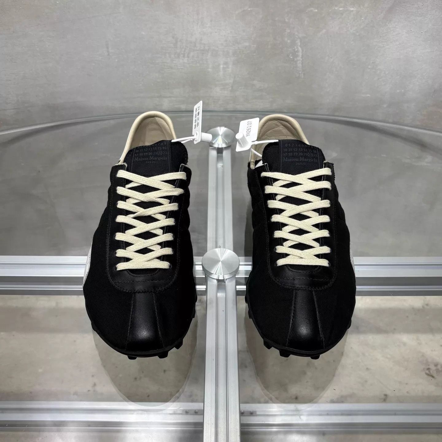 Maison Margiela Maison Margiela Decon Sneaker Black 41 With Box Size US 8 / EU 41 - 1 Thumbnail