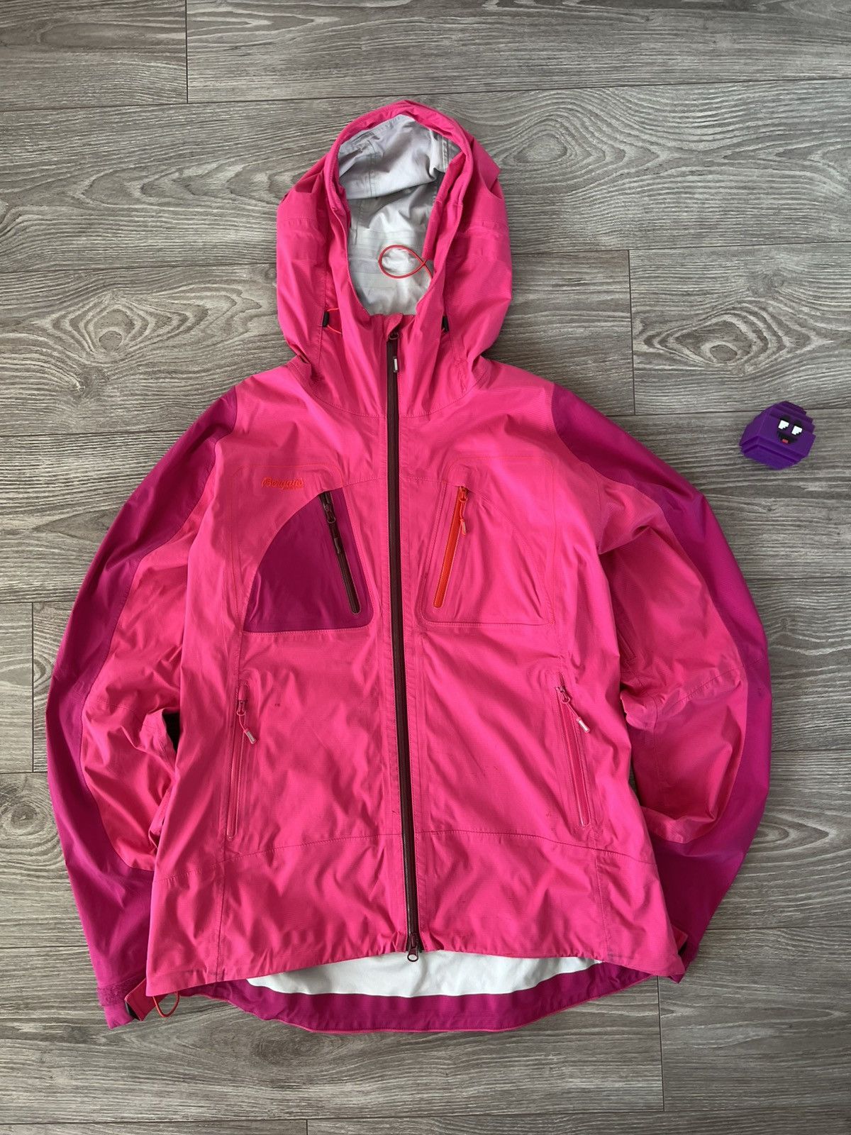 Bergans of Norway ‼️Bergans Of Norway Thin Hooded Cecilie Pro Gorpcore Jacket‼️ Size L / US 10 / IT 46 - 6 Thumbnail