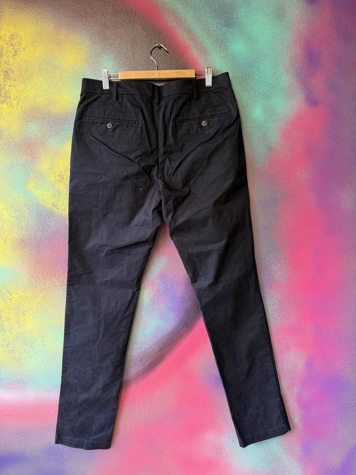 Other Uniqlo black slim fit trousers in size 33 Size ONE SIZE - 4 Thumbnail