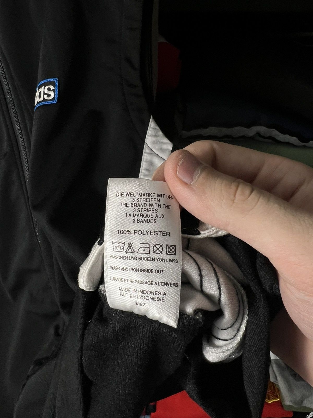 Adidas Vintage Adidas Vest Black Three Stripes Big Logo Size M Size US M / EU 48-50 / 2 - 13 Thumbnail