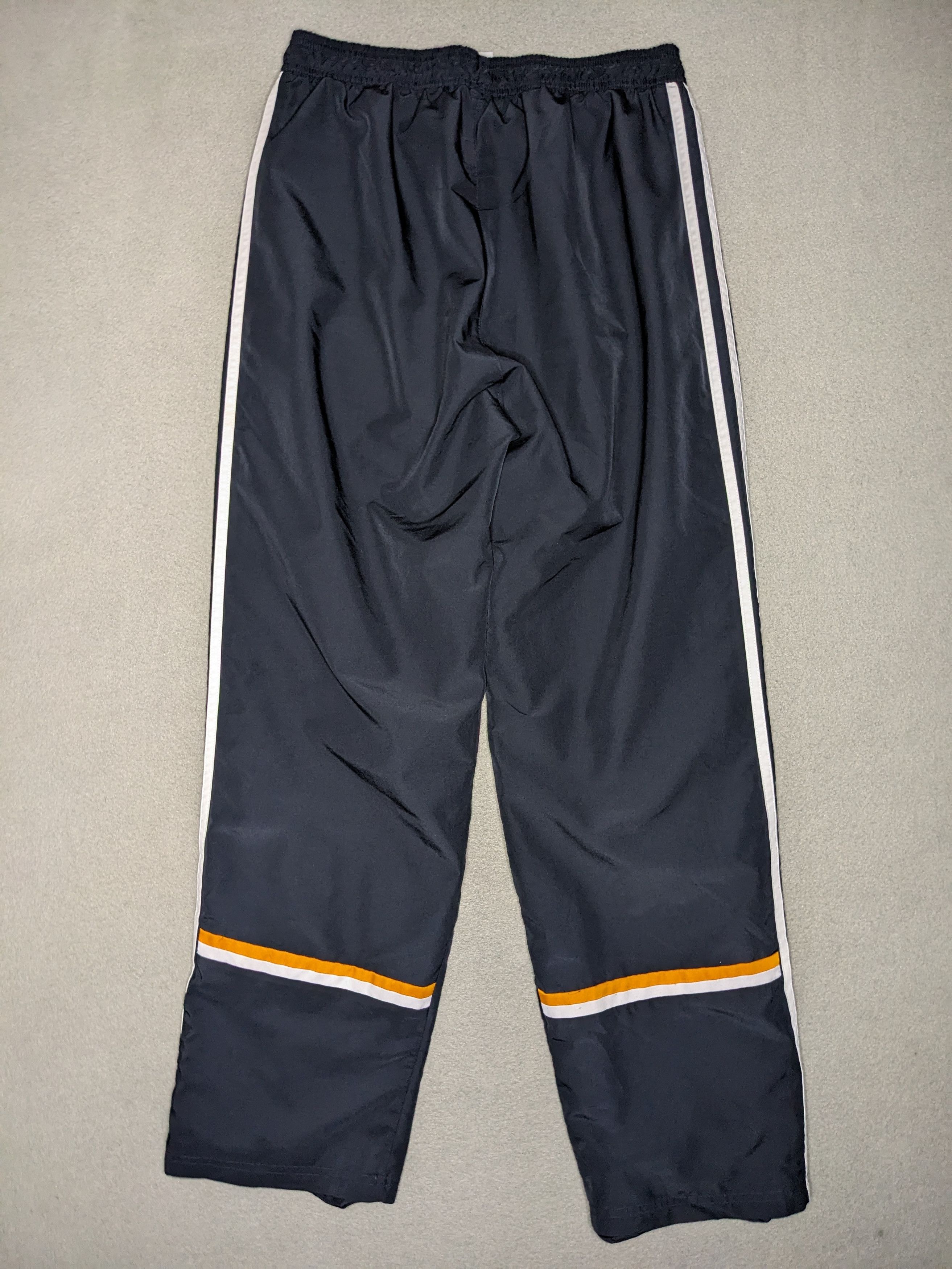 Adidas Adidas Real Madrid Track Pants Medium Soccer Football Y2K Size US 30 / EU 46 - 6 Thumbnail