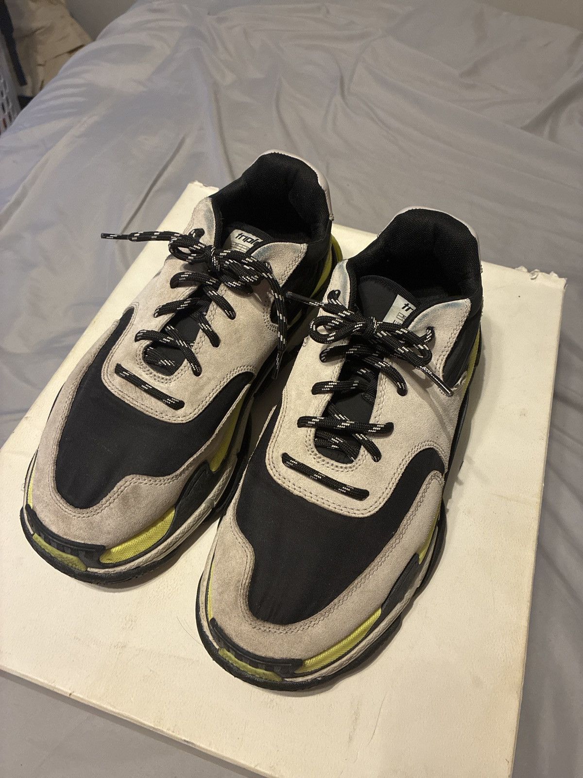 Balenciaga Triple S Size US 10 / EU 43 - 1 Thumbnail