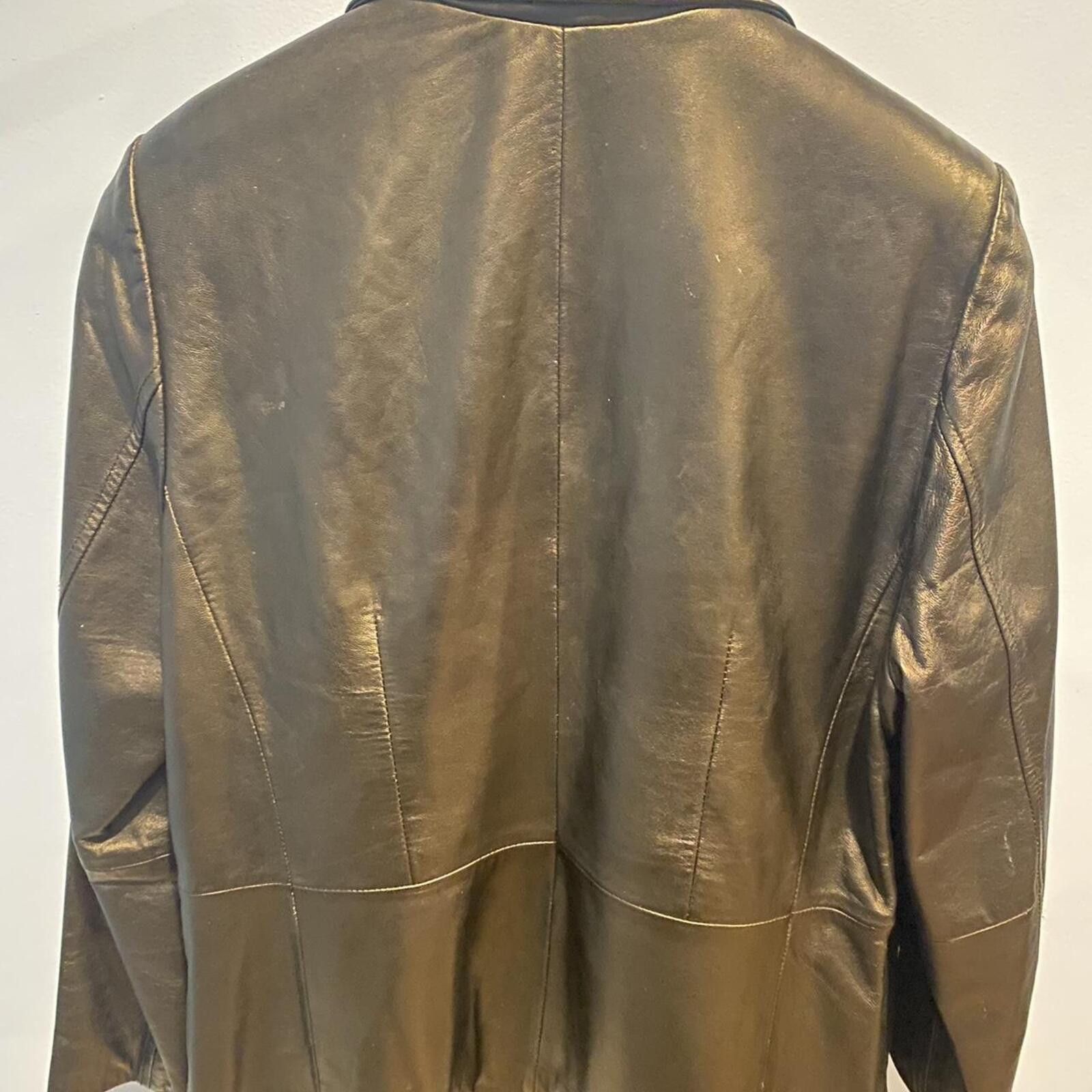 Croft & Barrow Croft & Barrow Gold Trim Lambskin Leather Jacket Size Large Size US L / EU 52-54 / 3 - 2 Thumbnail