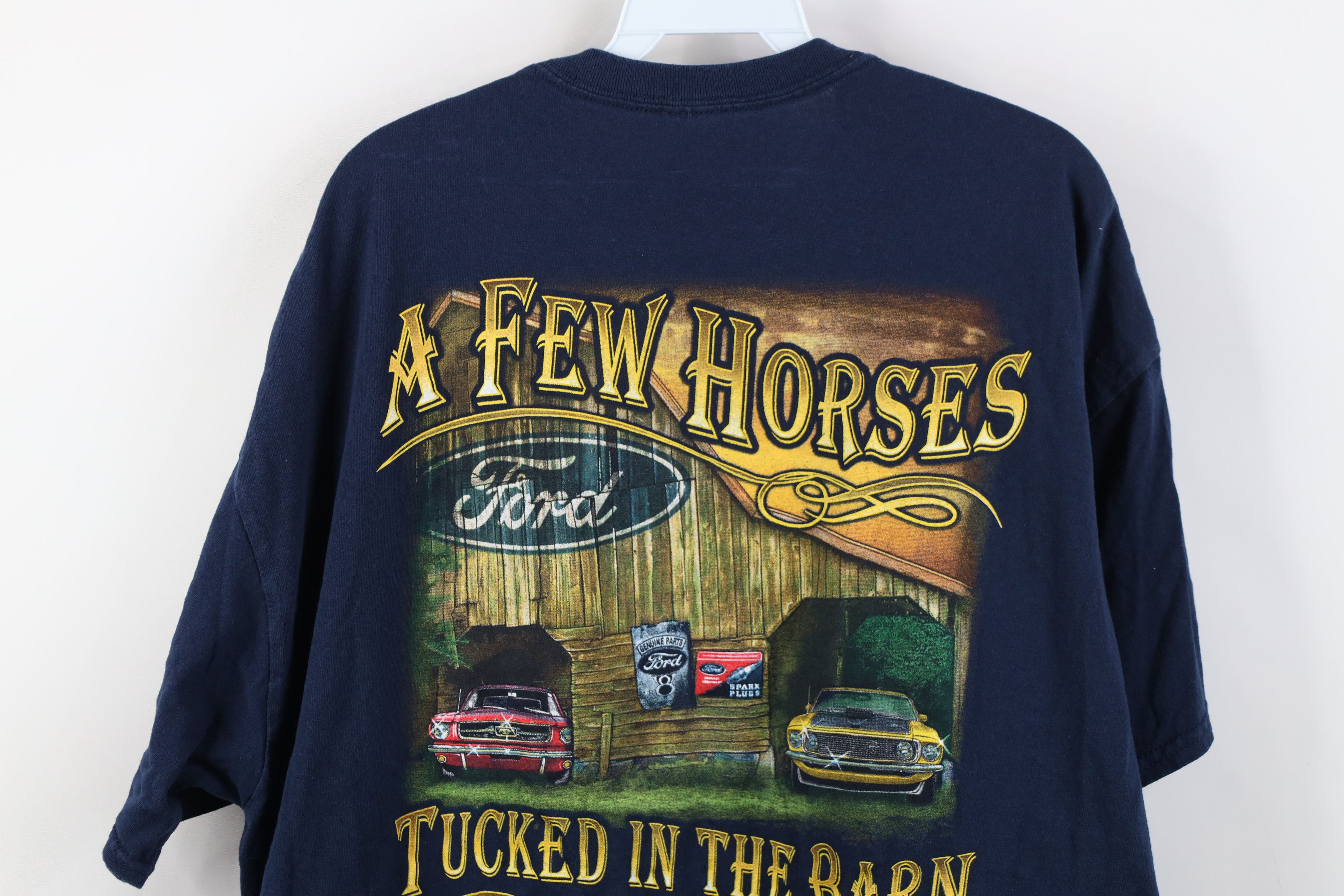 Vintage Vintage Y2K Ford Mustang Horses Tucked In the Barn T-Shirt Size US XXL / EU 58 / 5 - 13 Thumbnail