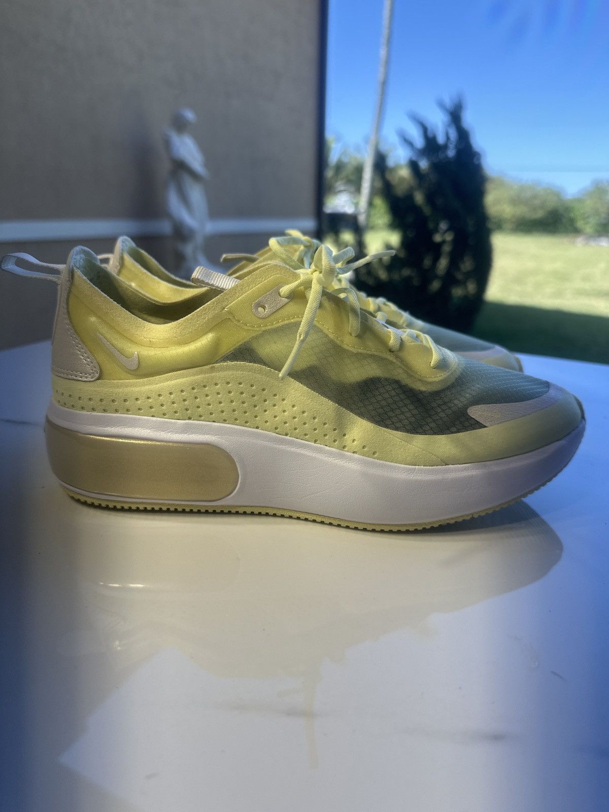 Nike Nike Air Max Dia Luxury Luminous Green Sneakers Size US 7.5 / IT 37.5 - 2 Thumbnail