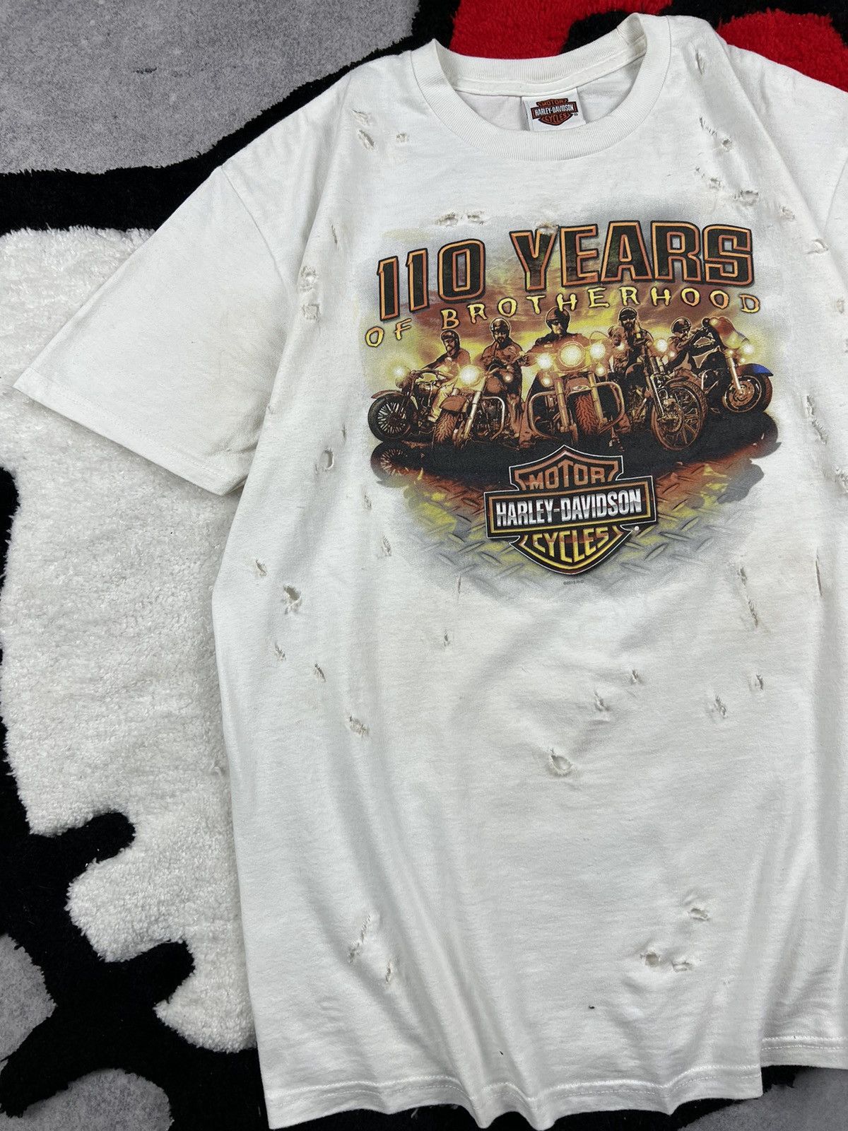 Harley Davidson Harley Davidson 100 Years Trashed Motorcycle Y2K Tee Size US L / EU 52-54 / 3 - 2 Thumbnail