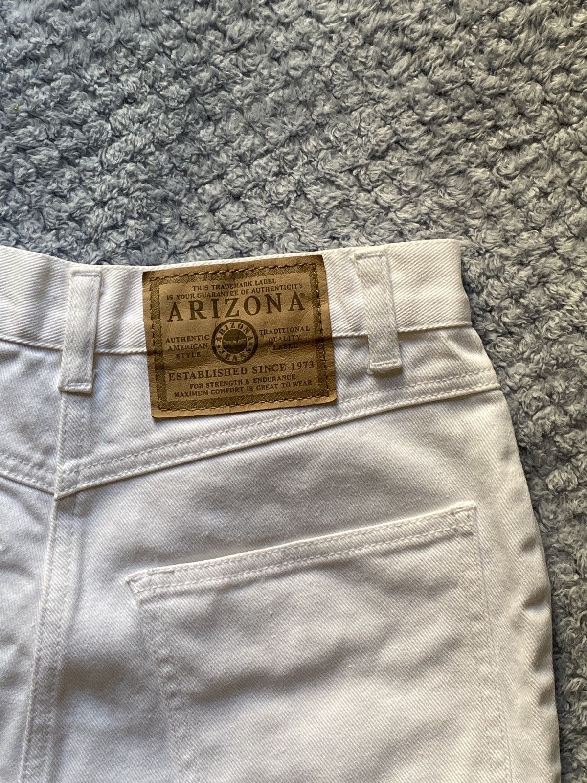 Arizona Jean Co. Arizona High-Rise White Denim Shorts Size 25" / US 0 / IT 36 - 5 Thumbnail