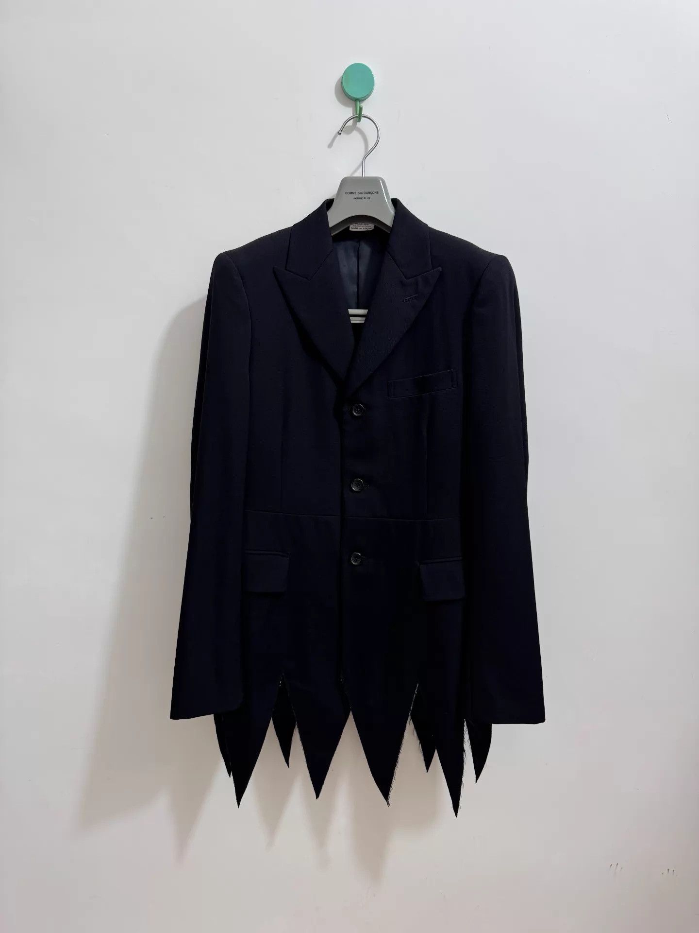 Comme des Garcons CDG Homme Plus S, Shoulder 43, Chest 100, Sleeve 63 Size US S / EU 44-46 / 1 - 1 Thumbnail