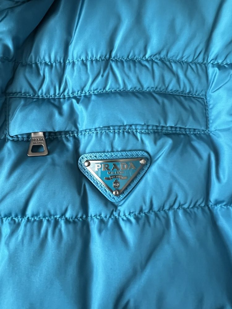 Prada Prada Down Puffer Vintage Logo Vest art.290546 sz.44 Size S / US 4 / IT 40 - 2 Thumbnail