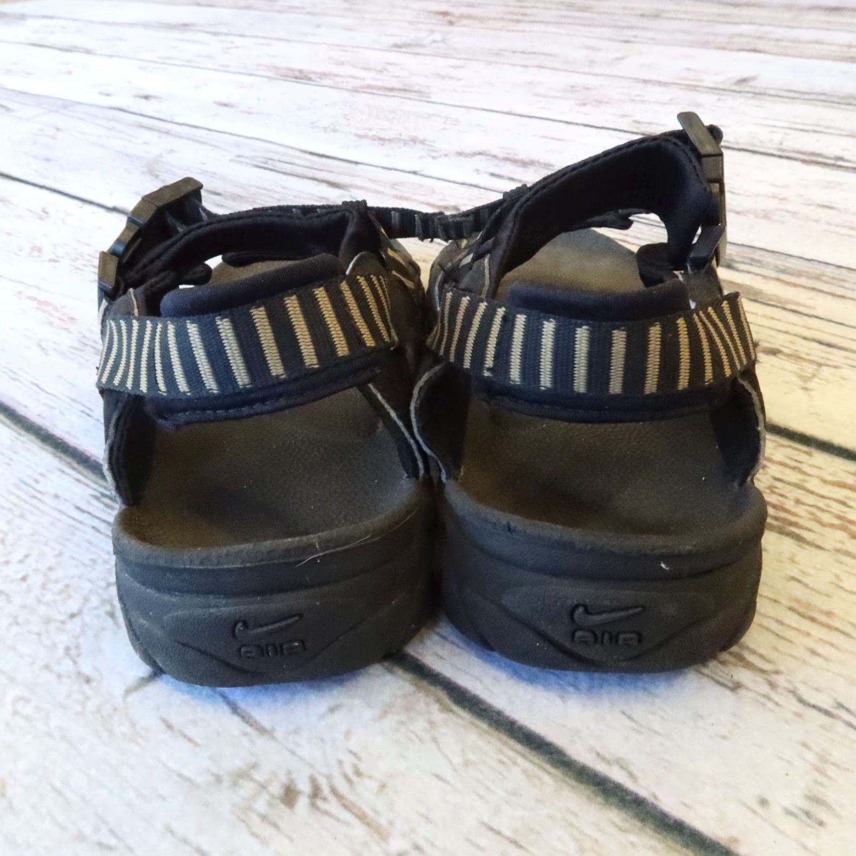 Nike VINTAGE Nike ACG Air Spin Cycle Hiking Sandals Men 11 Black Shoes 1999 Retro Rock 90s Mens Size US 11 / EU 44 - 4 Thumbnail