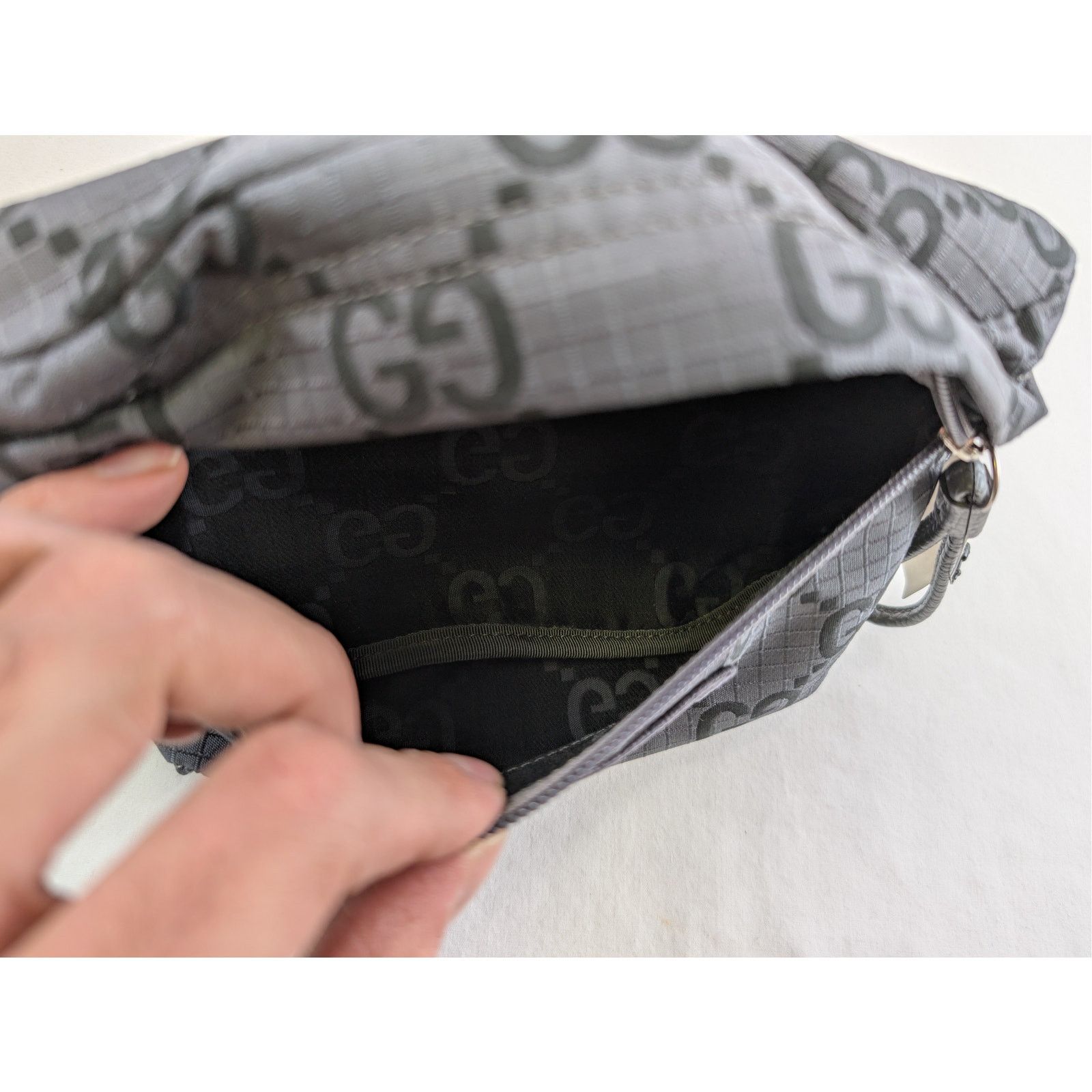 Gucci o1rshd1 Size: 95 / Belt Bag GG in Grey Size ONE SIZE - 11 Thumbnail