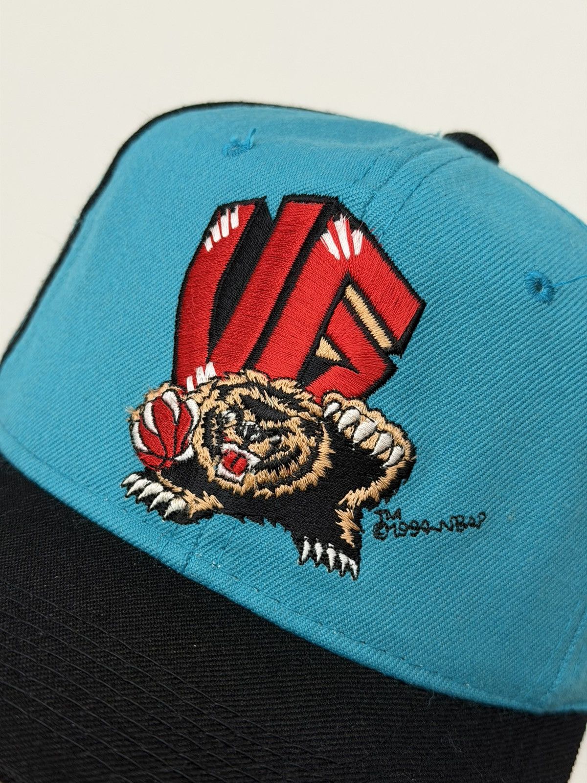 Sports Specialties Vintage 90s Vancouver Grizzlies Snapback Sports Specialties Size ONE SIZE - 3 Thumbnail