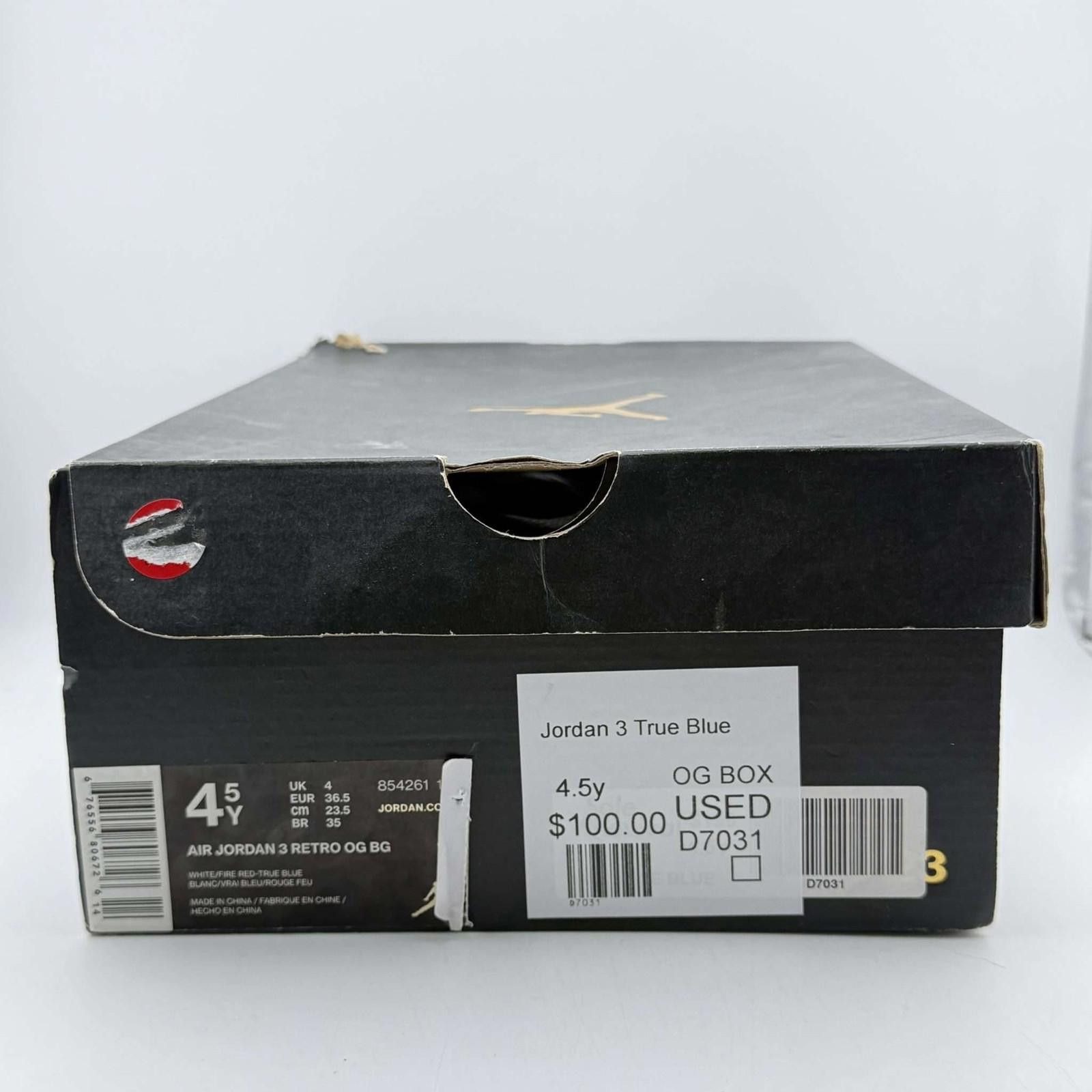 Jordan Brand Air Jordan 3 Retro OG BG White/Fire Red-True Blue 4.5Y Size US 5 / EU 37 - 8 Thumbnail