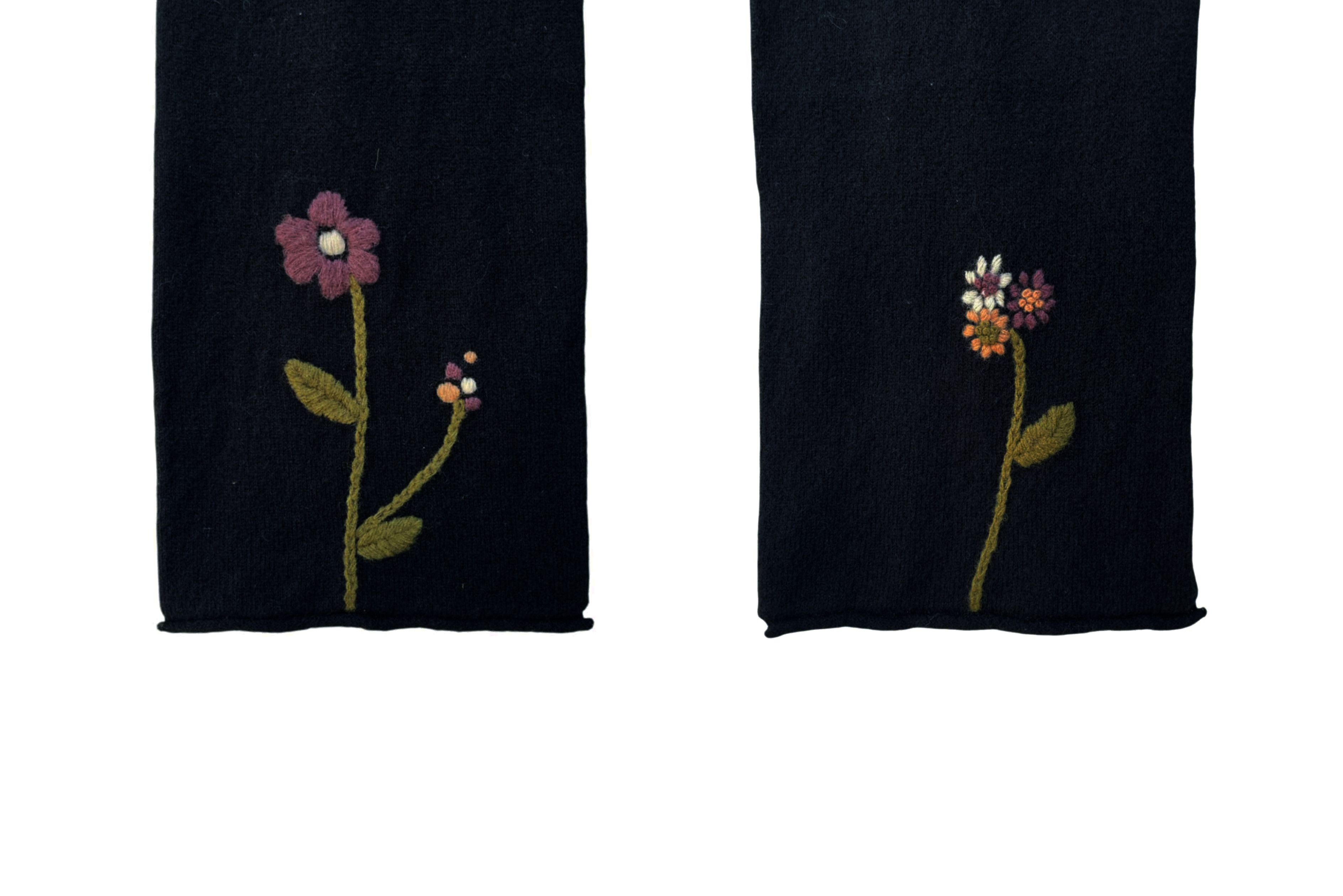 Vintage "Jocomomola" wool long scarf with florals hand embroidery Size ONE SIZE - 8 Thumbnail