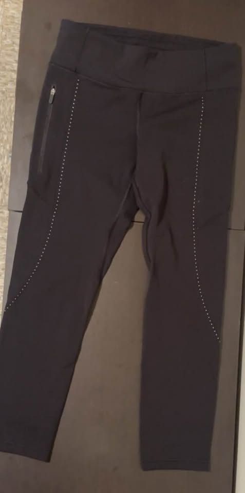 Lululemon Lululemon Women’s Leggings Reflective Dots Size 28" / US 6 / IT 42 - 1 Thumbnail