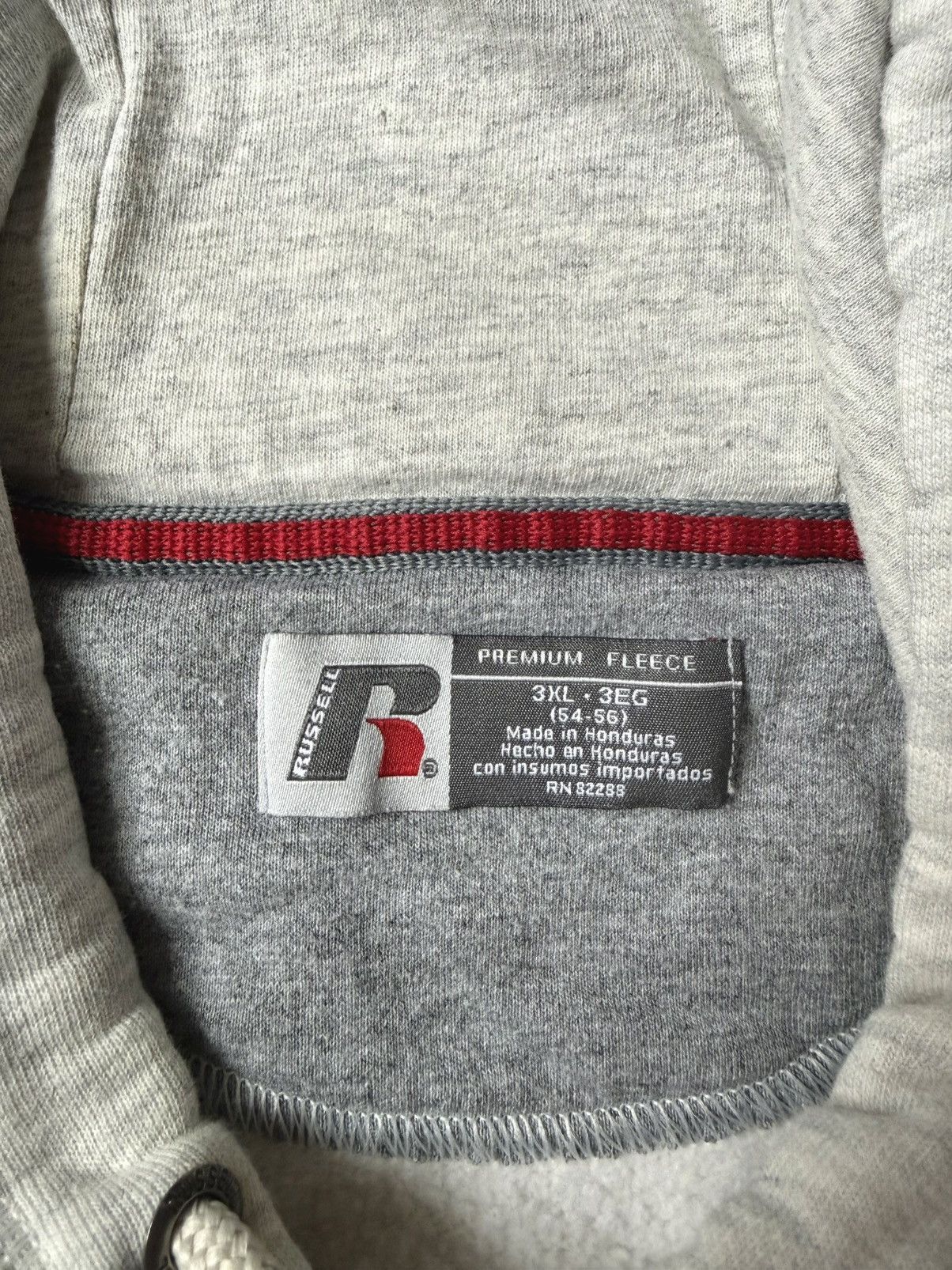 Vintage Vintage Y2K Russell Athletic Hoodie (XXXL) Size US XXL / EU 58 / 5 - 7 Thumbnail