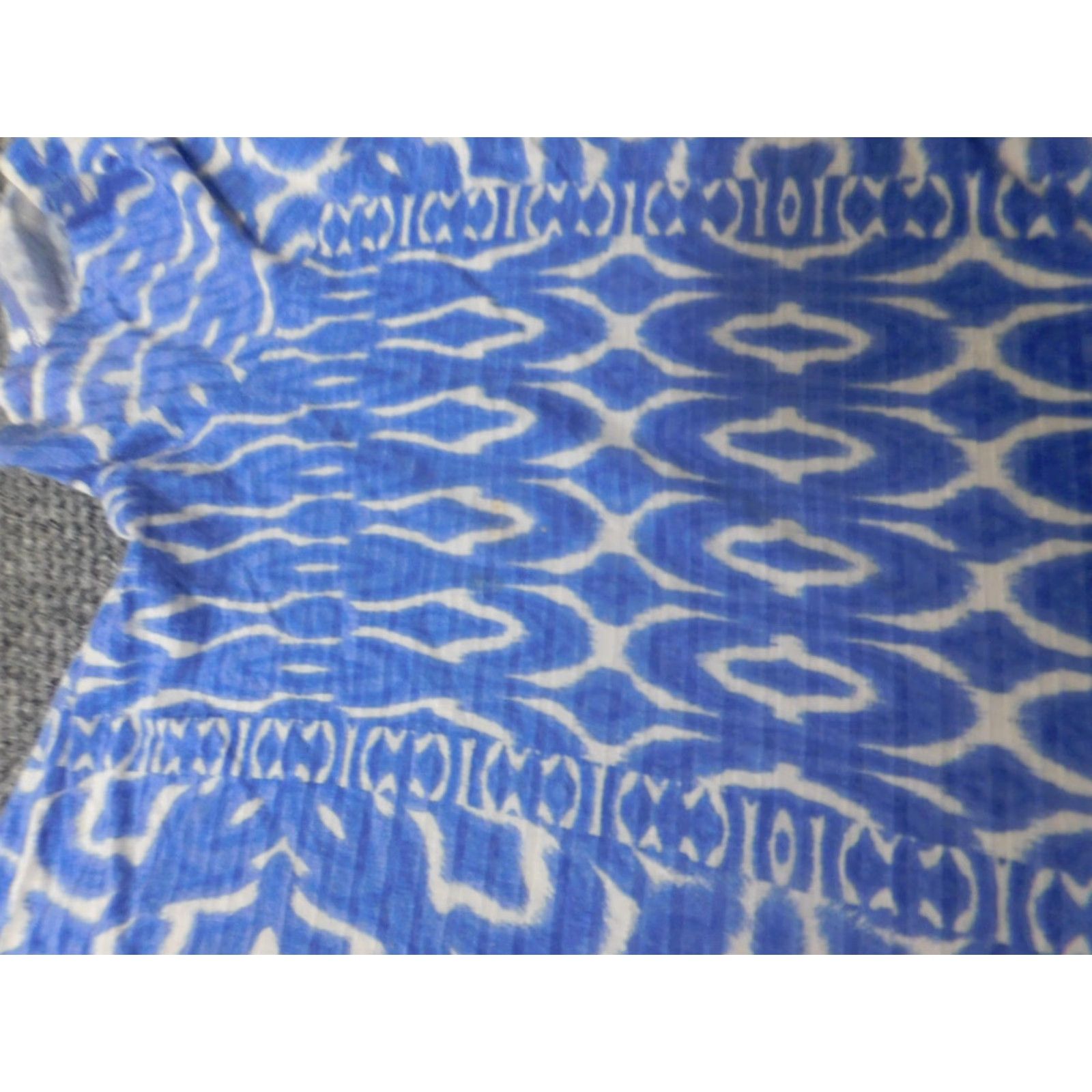 Vintage Multiples Womens Blouse L Blue Short Sleeve Crew Neck Pullover Floral Rayon Stretch Casual Buttons Regular Front Blemishes Size L / US 10 / IT 46 - 4 Thumbnail