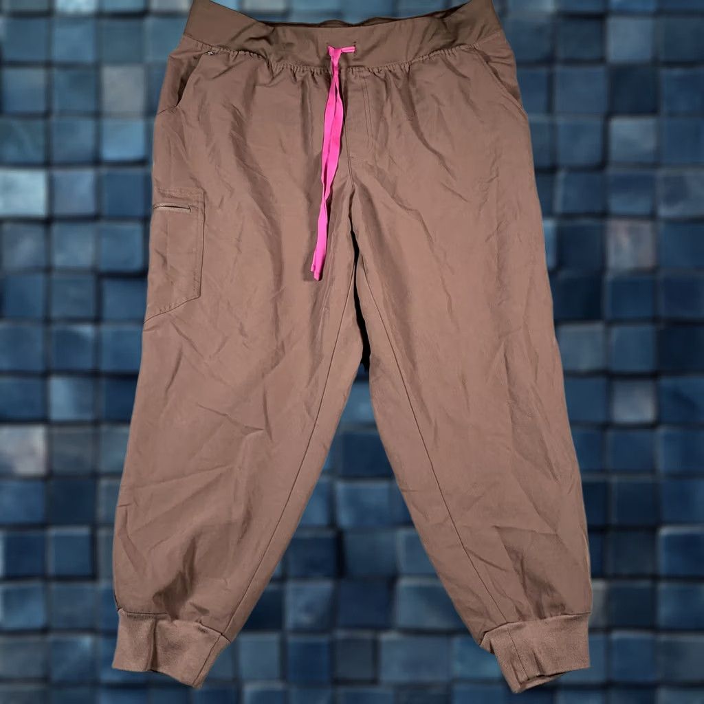 Vintage FIGS Technical Collection Jogger Scrub Pants Womens 3XL Petite Brown Zip Pocket Size 40" / US 18 - 1 Thumbnail