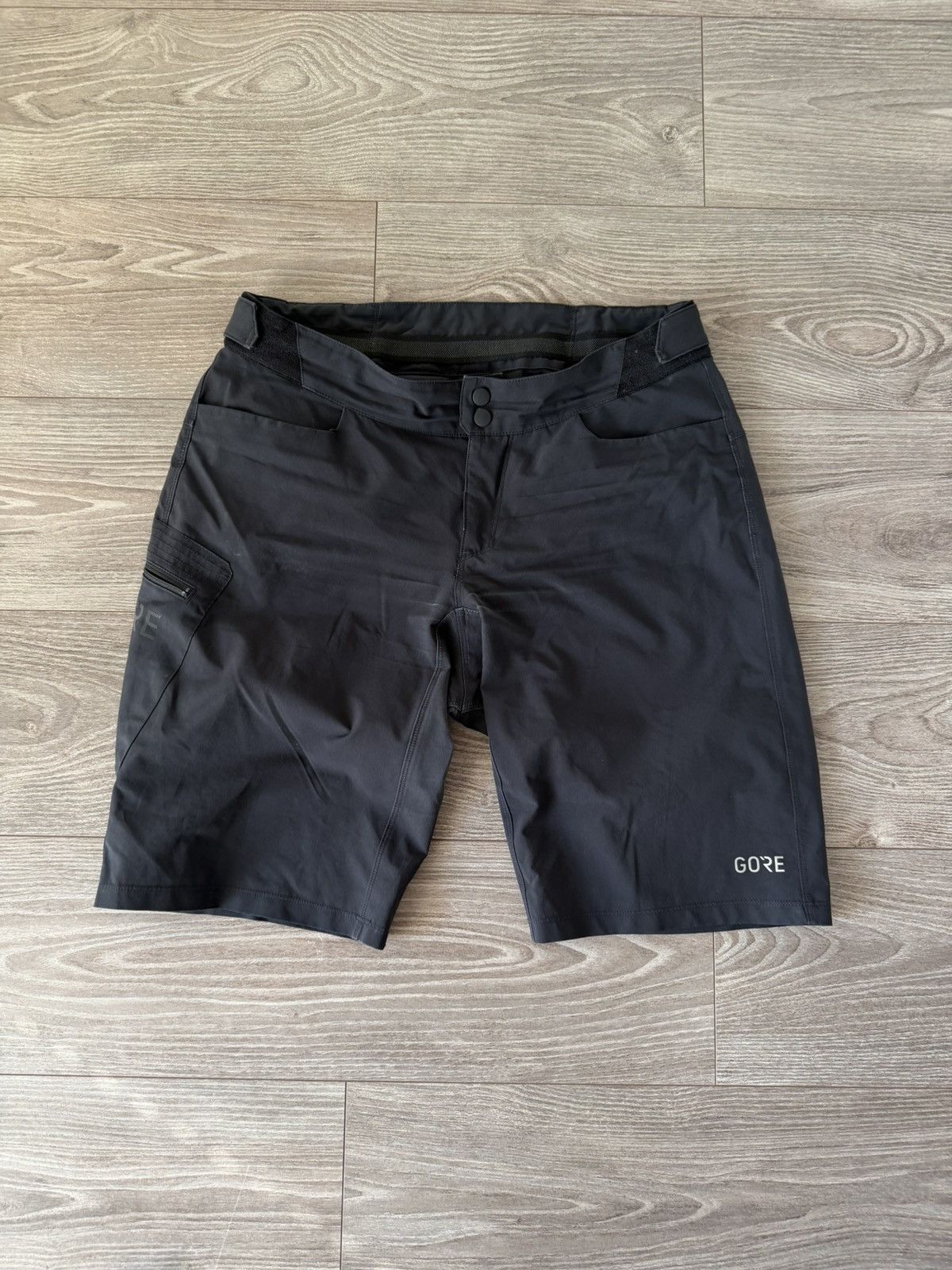 GOREWEAR Gore Bike Run Wear Mens Shorts Size US 32 / EU 48 - 1 Thumbnail