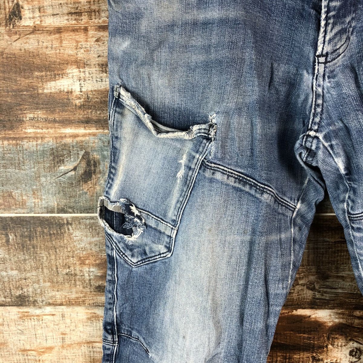 Japanese Brand Burtle Blue Distressed vintage Denim Pants #A2172 Size US 34 / EU 50 - 9 Thumbnail