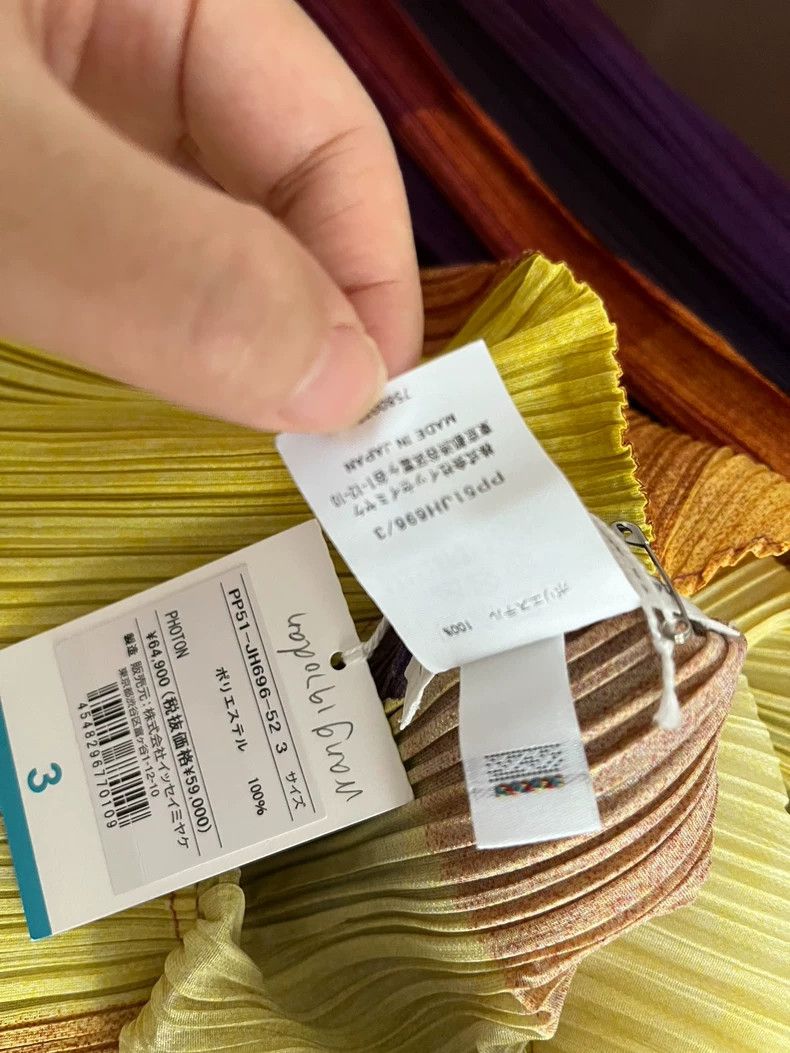 Issey Miyake Issey Miyake size:3 Yellow and purple gradient pleated dre Size M / US 6-8 / IT 42-44 - 6 Thumbnail