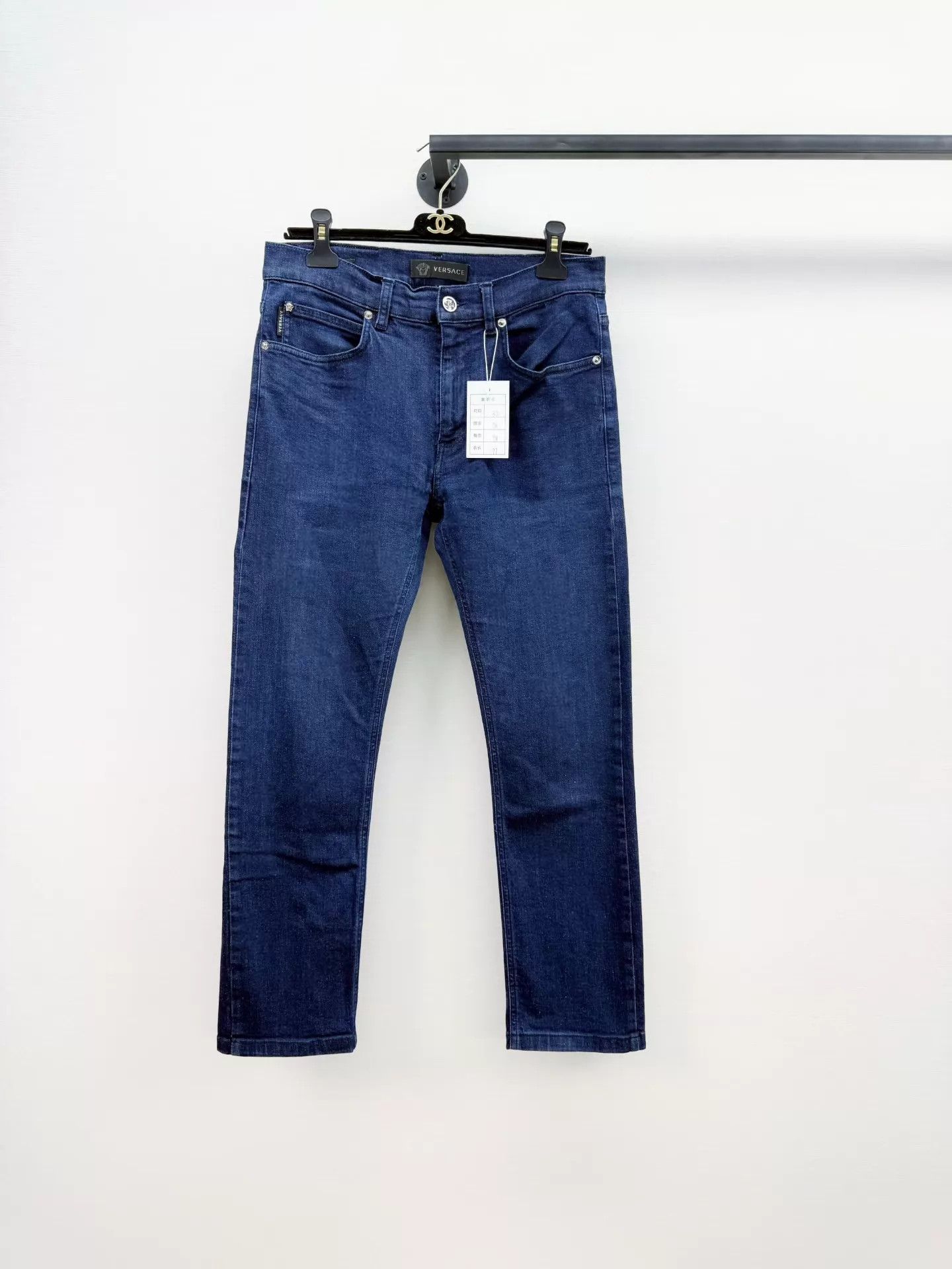 Versace Versace Men's Authentic Jeans Size 32 Waist 78 Worn 2x Size US 32 / EU 48 - 1 Thumbnail