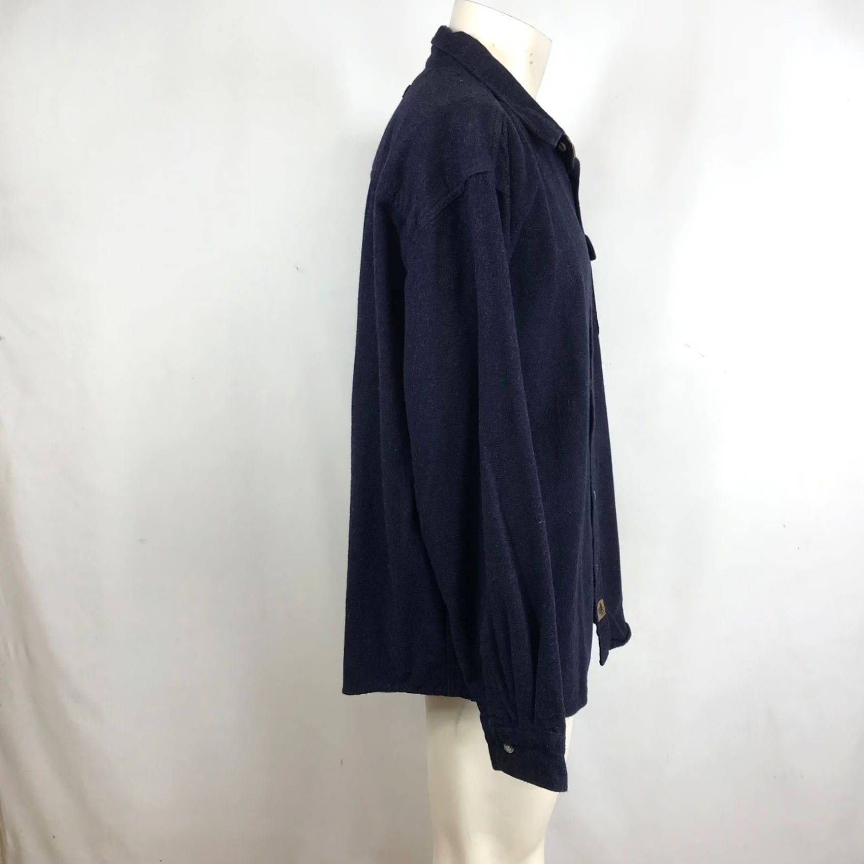 Vintage Legendary Whitetails Navy Blue Cotton Flannel Shirt XL Regular Button-Up Collar Size US XL / EU 56 / 4 - 4 Thumbnail