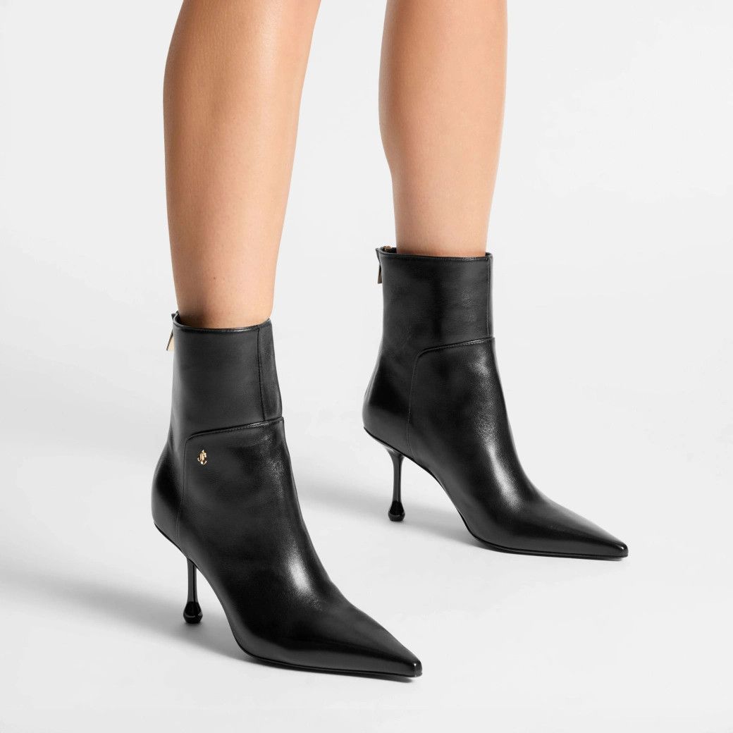 o1s22i1n1024 Cycas 85 Ankle Boots in Black