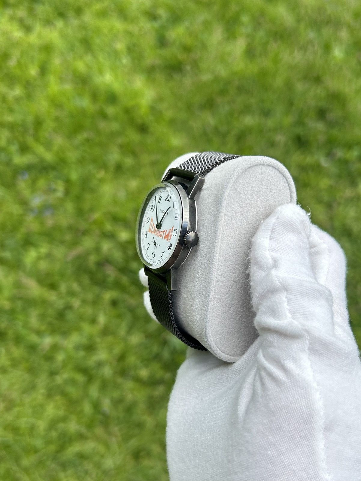 Vintage Vintage Watch Pobeda Soviet USSR Mechanical Wristwatch 1980s Size ONE SIZE - 16 Thumbnail