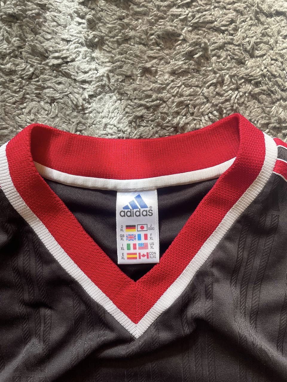 Adidas × Vintage Adidas T-Shirt Vintage Streetwear Jersey Big Logo Rare Y2k Size US XL / EU 56 / 4 - 8 Thumbnail