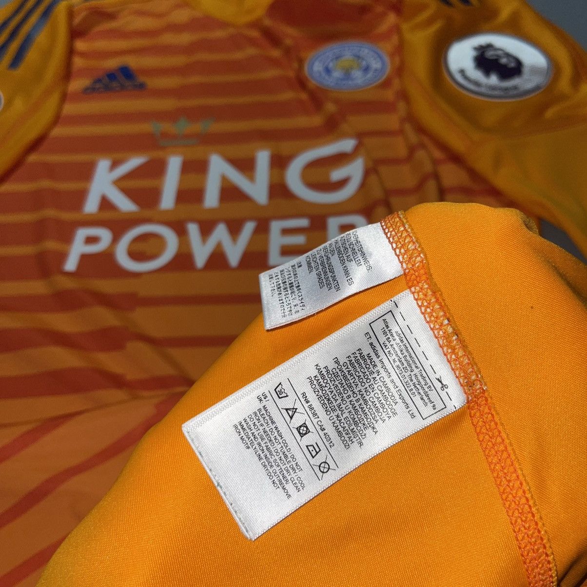 Adidas × Vintage LEICESTER ADIDAS 2018/2019 FOOTBALL GK JERSEY #1 SCHMEICHEL Size US M / EU 48-50 / 2 - 12 Thumbnail