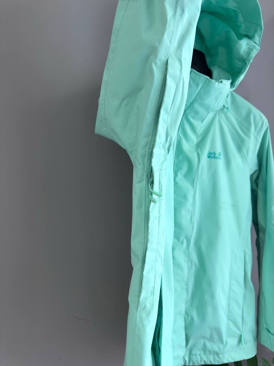 Jack Wolfskin Jack Wolfskin The Esmeraldas Women Waterproof Outdoor Jacket Size US M / EU 48-50 / 2 - 9 Thumbnail
