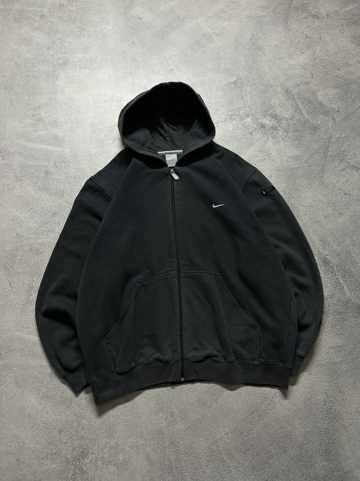 Vintage Vintage Y2K Faded Nike Mini Swoosh Oversized Hoodie 00’s Size US L / EU 52-54 / 3 - 5 Thumbnail