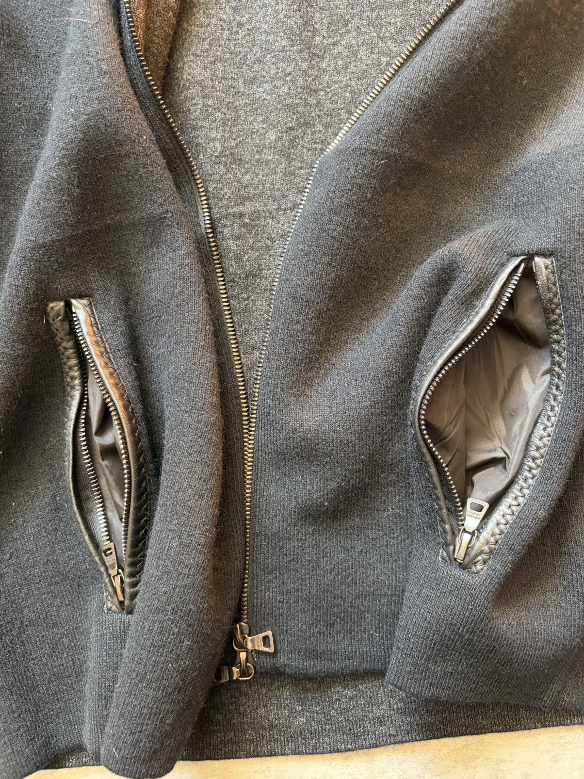 Prada Cashmere Wool blend Prada zip cardigan Size US L / EU 52-54 / 3 - 13 Thumbnail