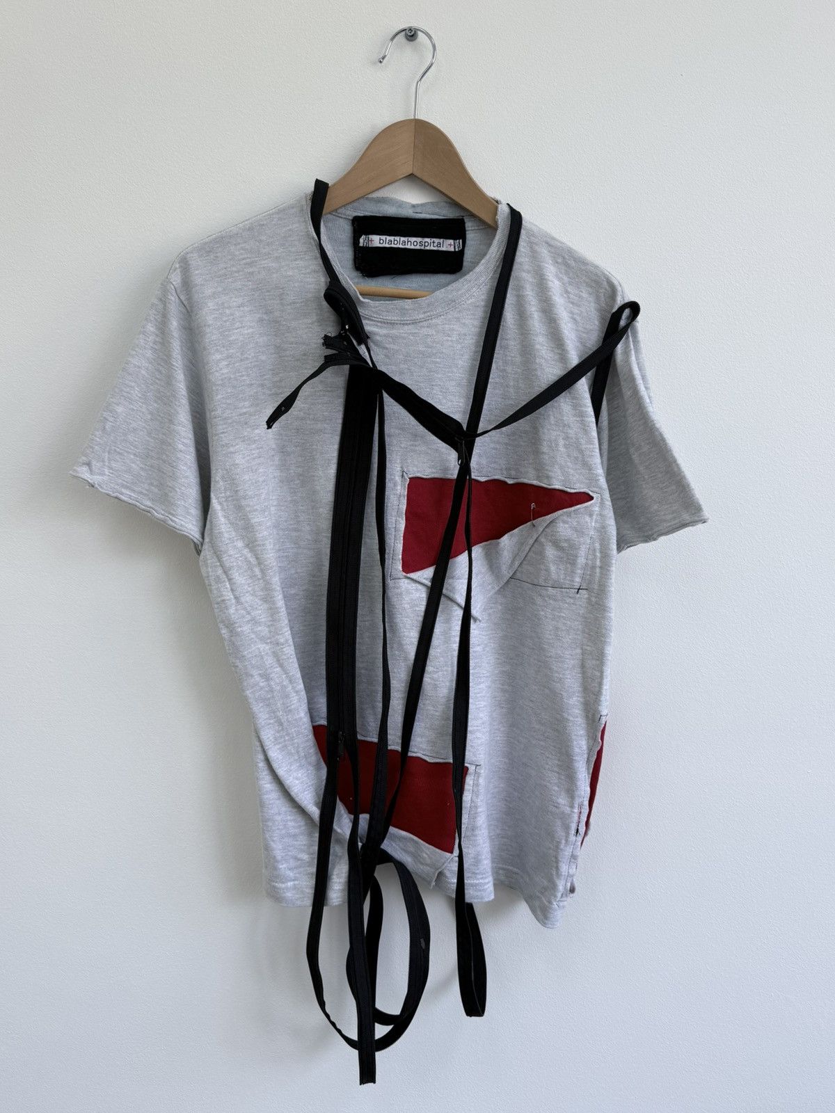 Japanese Brand Blablahospital Japanese Brand Zip Bondage Distressed T-Shirt Size US M / EU 48-50 / 2 - 1 Thumbnail