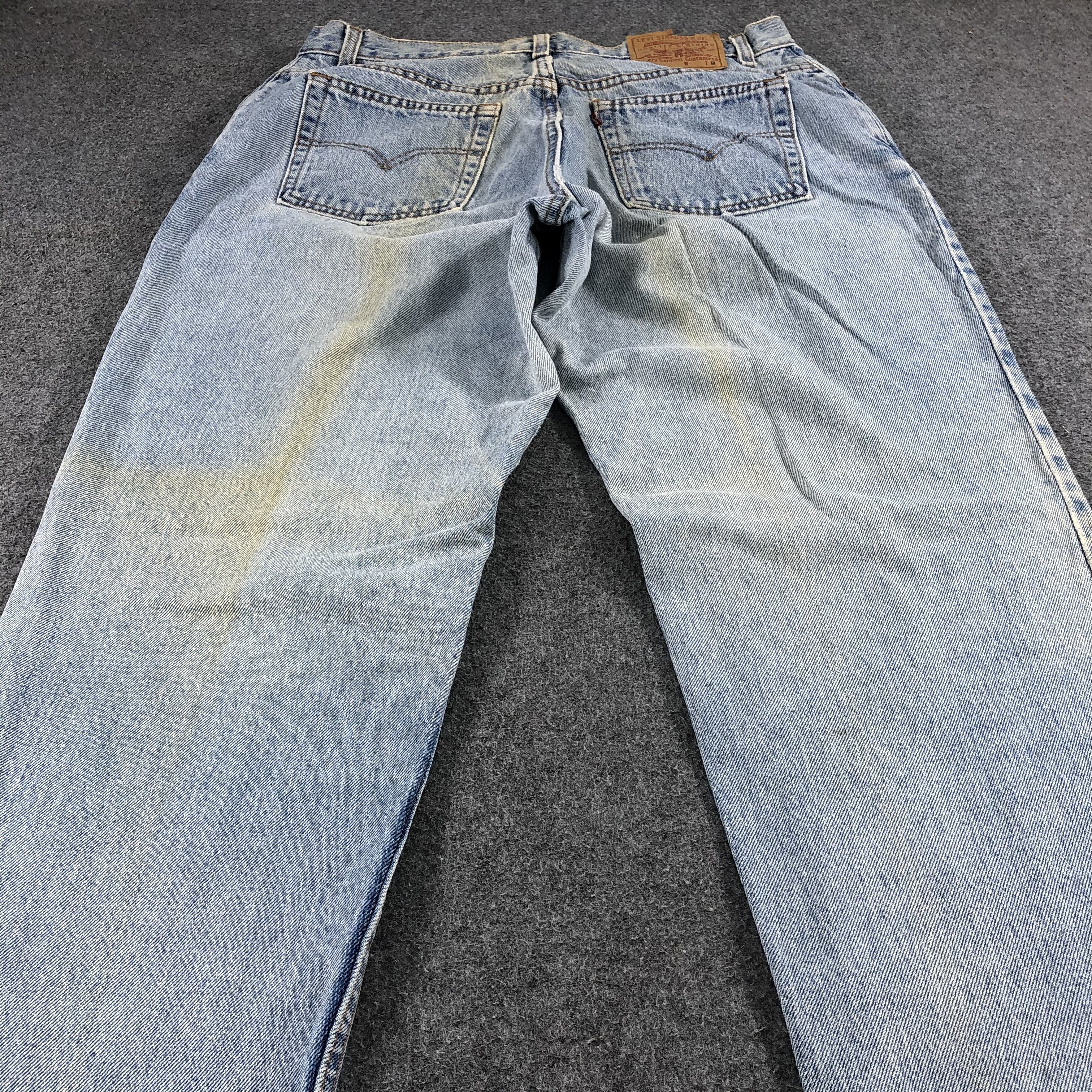 Levi's Vintage Levis 550 Light Wash Jeans-J1285 Size US 35 - 4 Thumbnail
