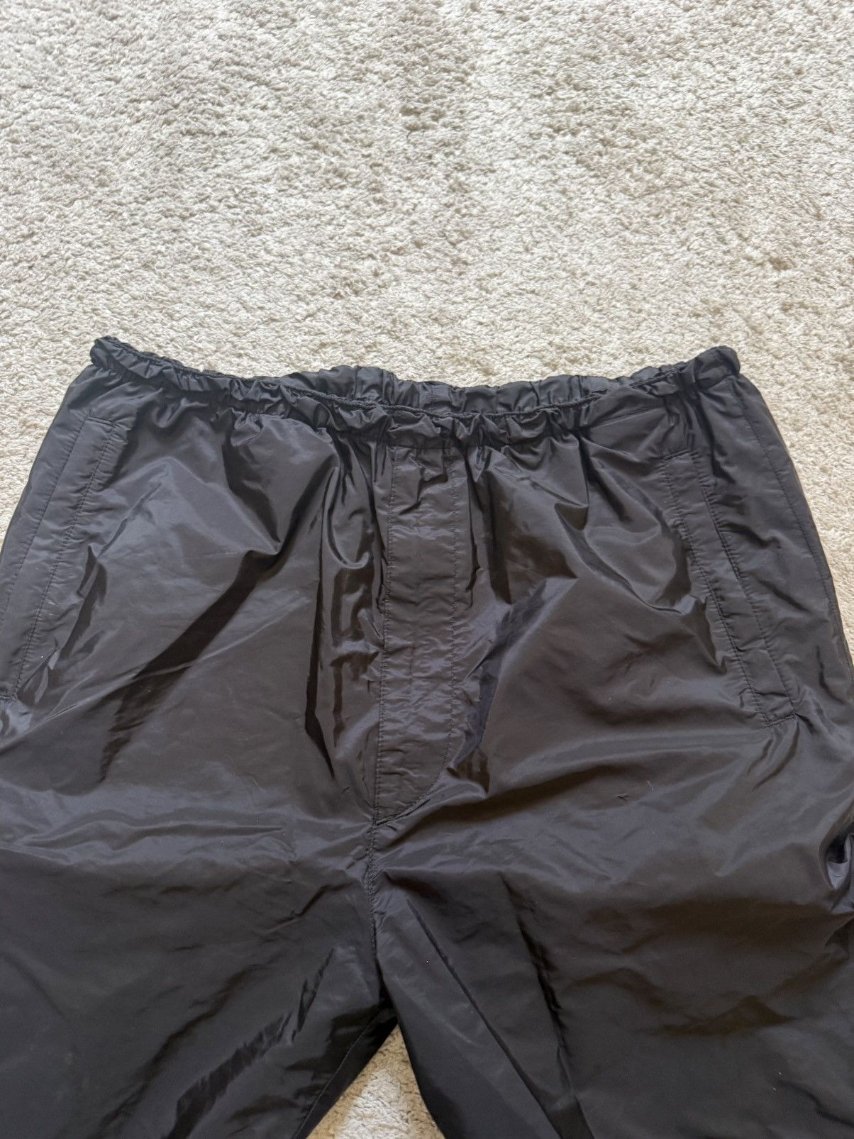 Prada Nylon pants XL condition 10/10 Size US 38 / EU 54 - 12 Thumbnail