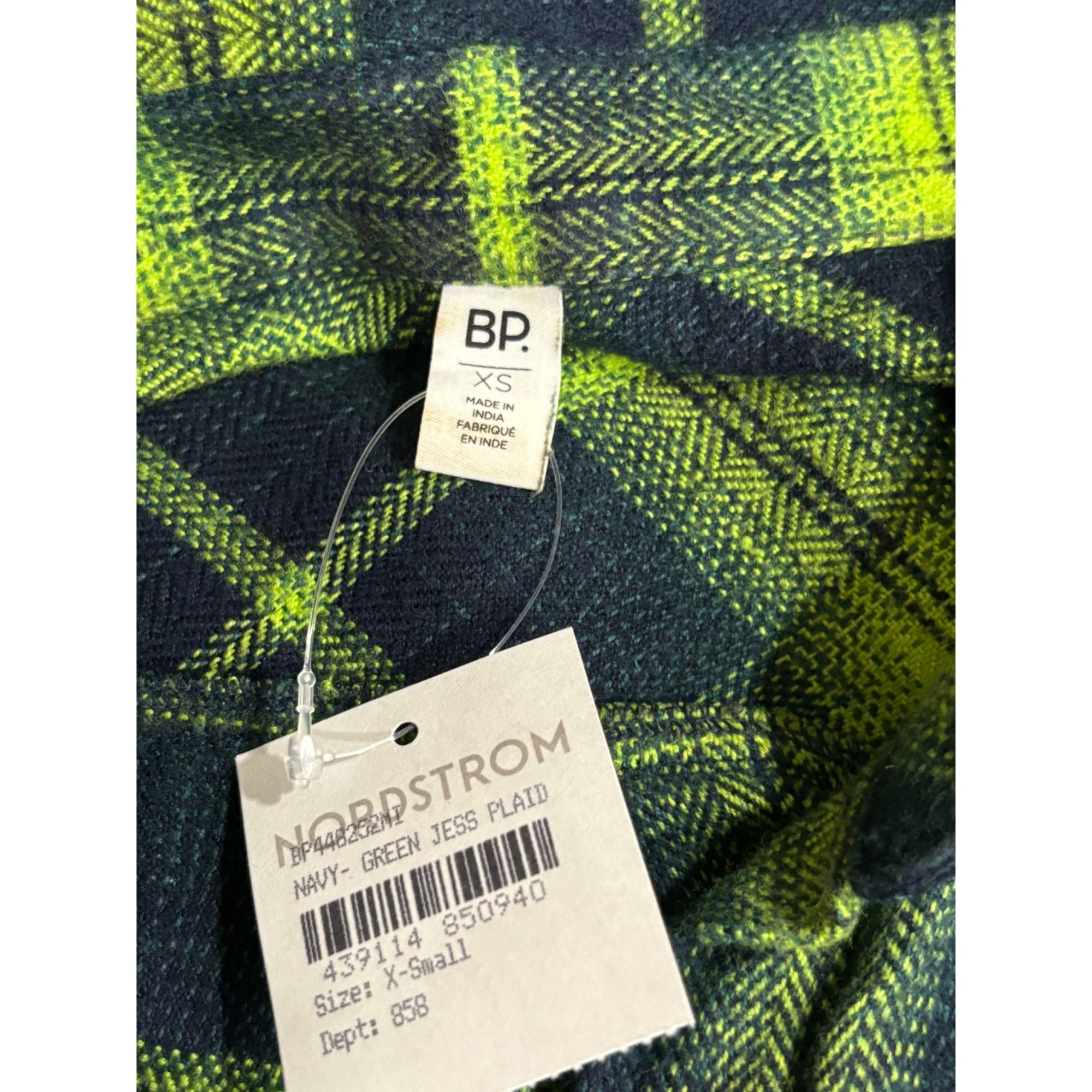 Other BP. Boyfriend Plaid Button-up Shirt in Navy-Green Jess Plaid Size XS / US 0-2 / IT 36-38 - 6 Thumbnail