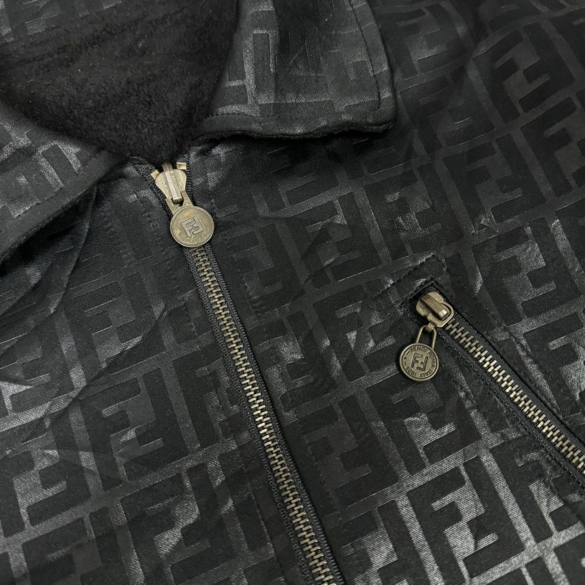 Fendi × Vintage Vintage FENDI Zucca Monogram Reversible Cold Weather Jacket Size US L / EU 52-54 / 3 - 4 Thumbnail